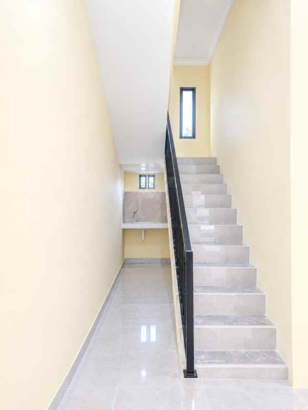 dijual rumah medokan sawah surabaya timur