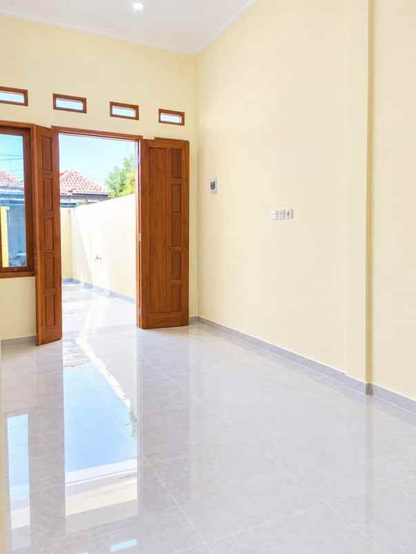 dijual rumah medokan sawah surabaya timur
