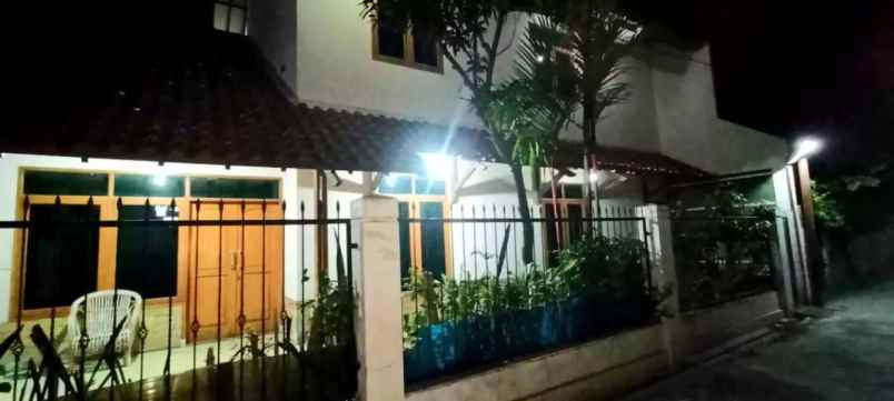 dijual rumah mentor