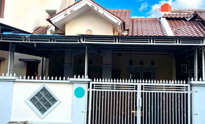 dijual rumah metland cakung
