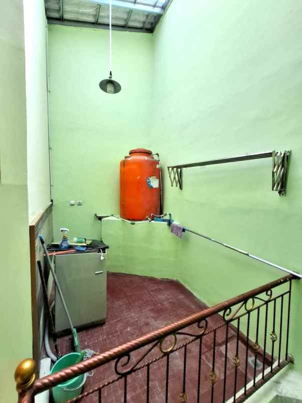 dijual rumah metland menteng cakung