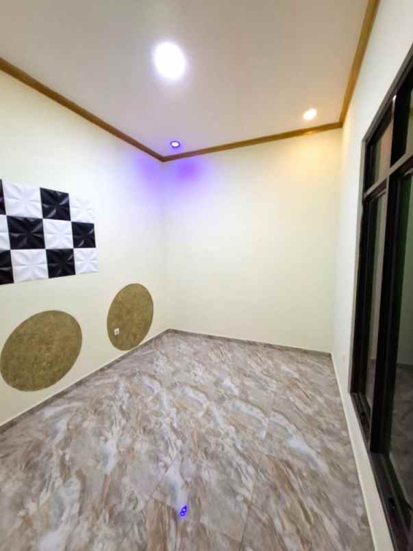 dijual rumah metland menteng cakung