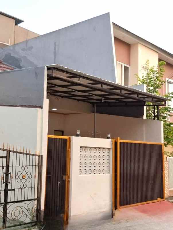 dijual rumah metland menteng cakung