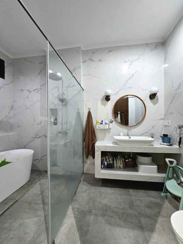 dijual rumah metland menteng cakung jaktim