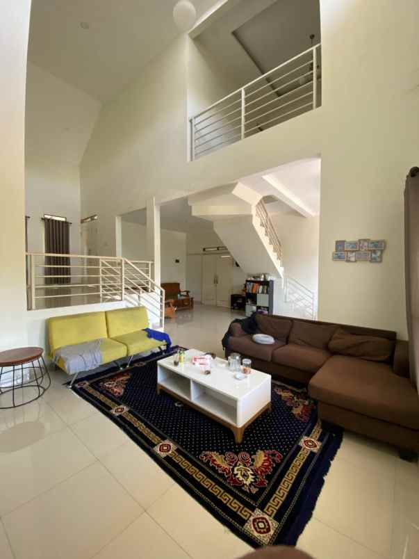 dijual rumah mewah di bukit ligar harga turun cepat