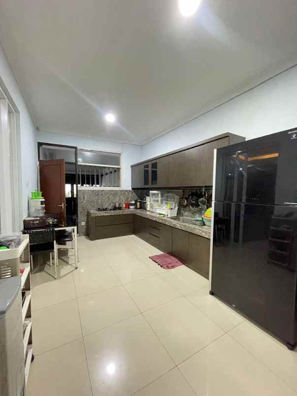 dijual rumah mewah fully furnished di kopo bandung