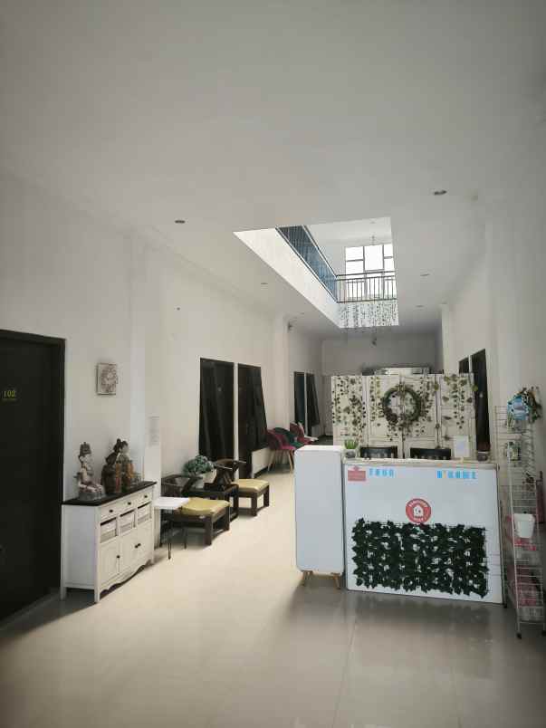 dijual rumah mewah kost aktif