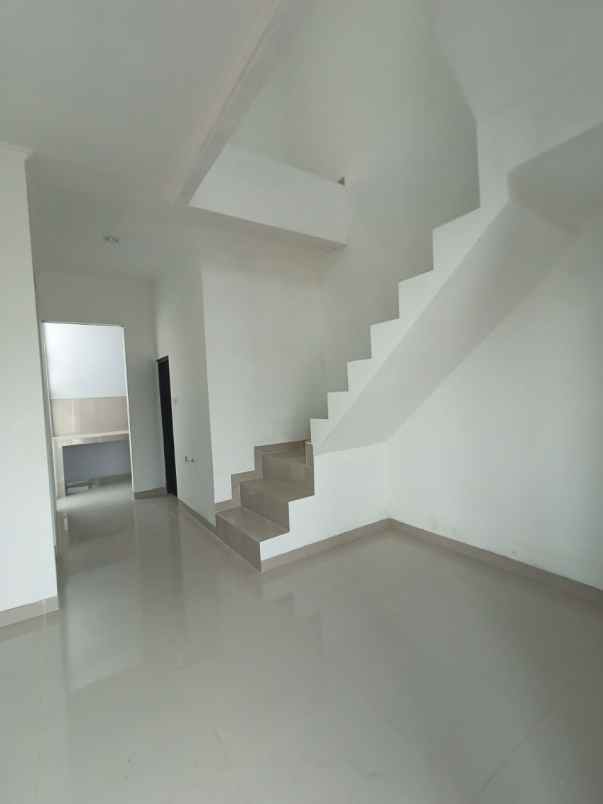 dijual rumah padaasih cisarua bandung barat