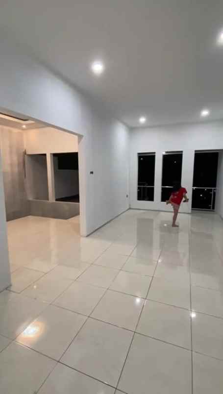 dijual rumah padasuka bumi asri