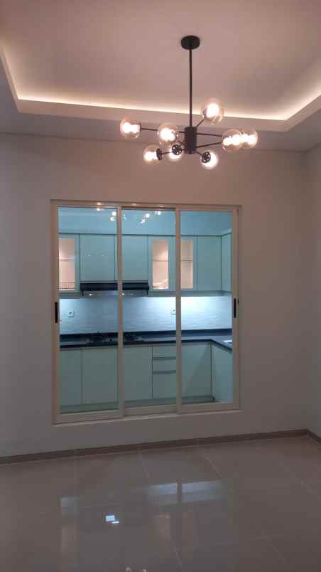 dijual rumah pakuwon city griya asri