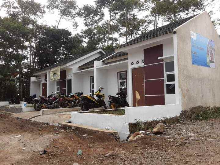 dijual rumah pamulihan