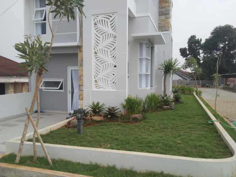 dijual rumah pancoran mas depok