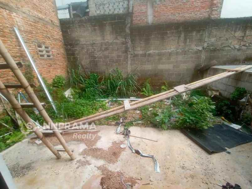 dijual rumah pengasinan sawangan depok