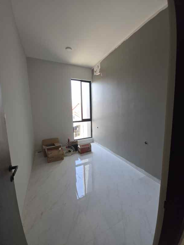 dijual rumah penjaringan sari