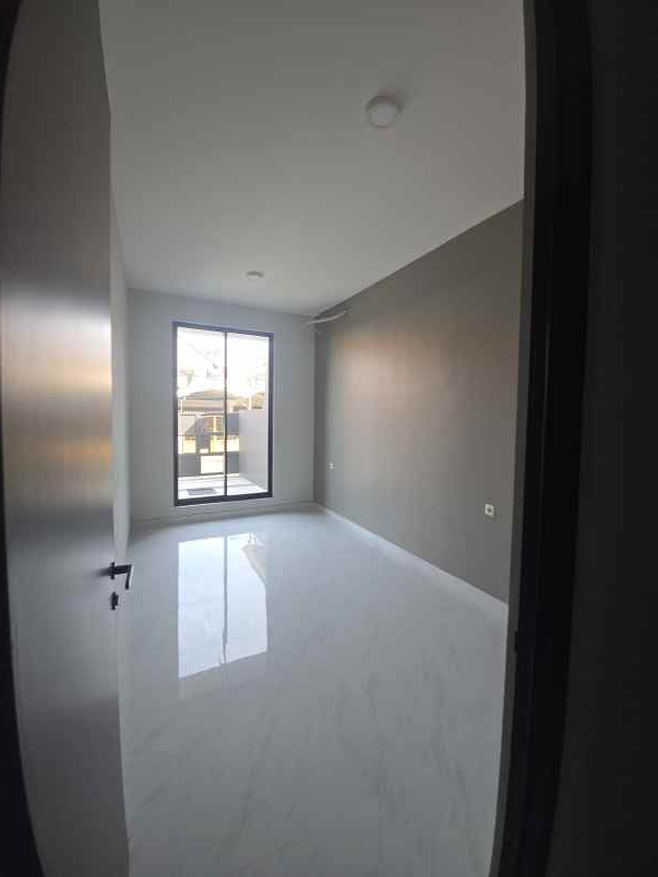 dijual rumah penjaringan sari