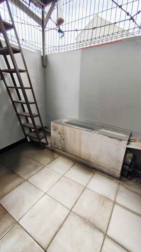 dijual rumah perum kodam mustika jaya
