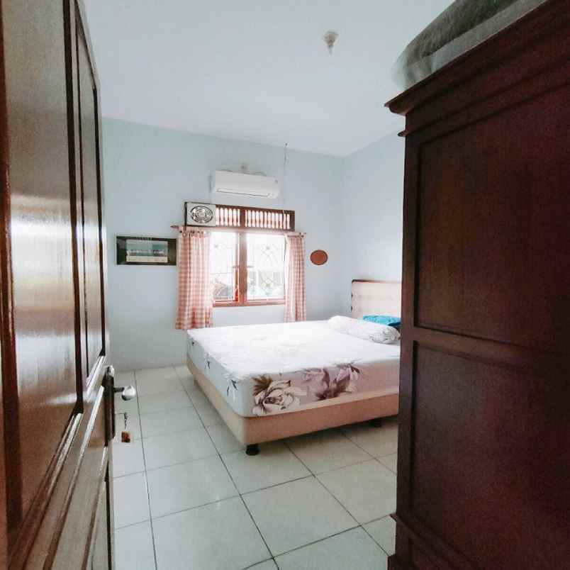 dijual rumah perumahan depok maharaja