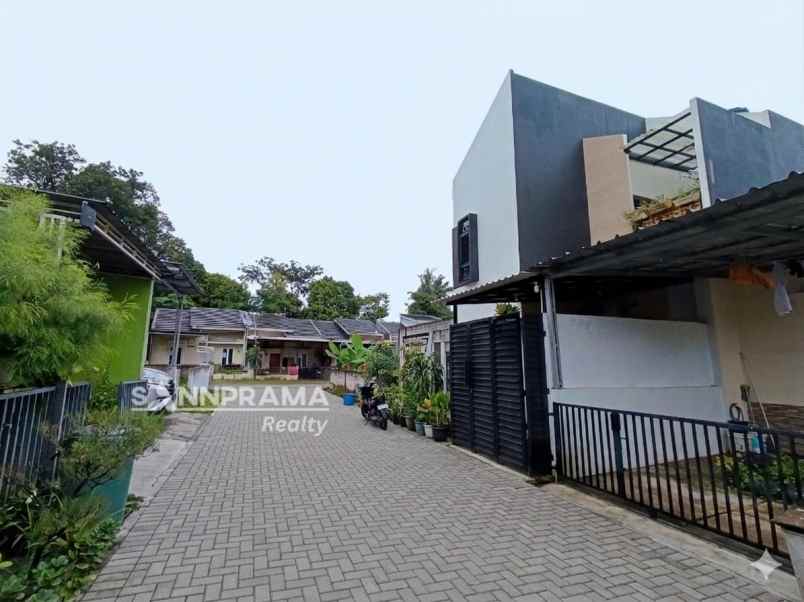 dijual rumah perumahan willa depok asri
