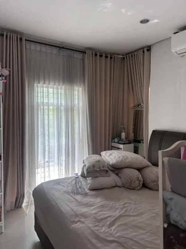 dijual rumah pesanggrahan