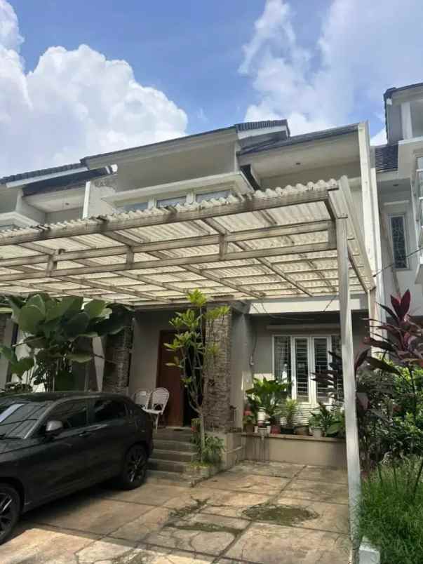 dijual rumah pesanggrahan
