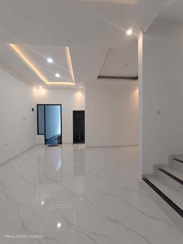 dijual rumah pondok betung bintaro sektor 4