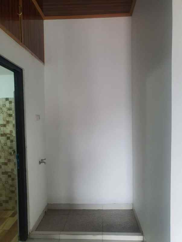 dijual rumah pondok gede