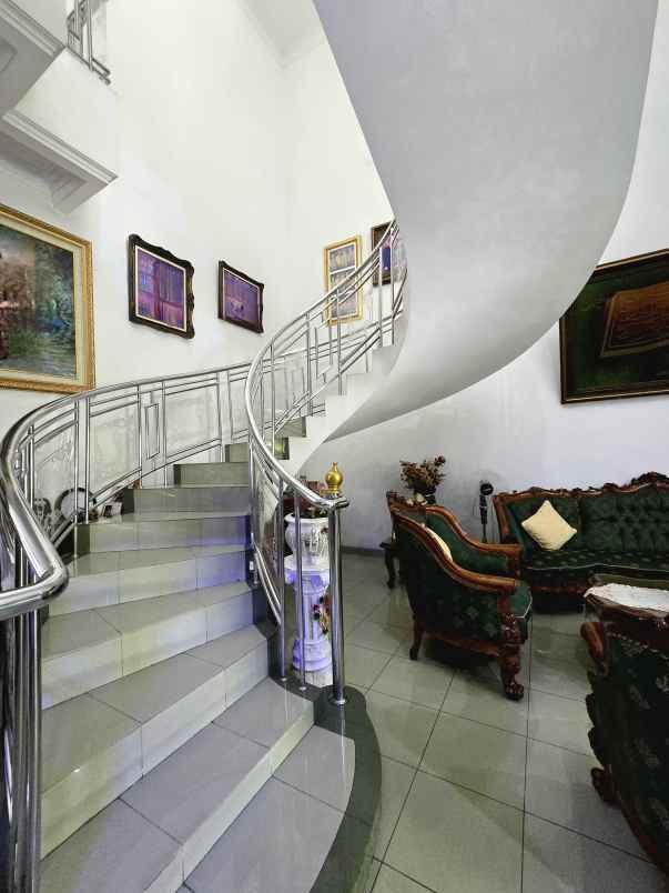 dijual rumah pondok kelapa indah jaktim