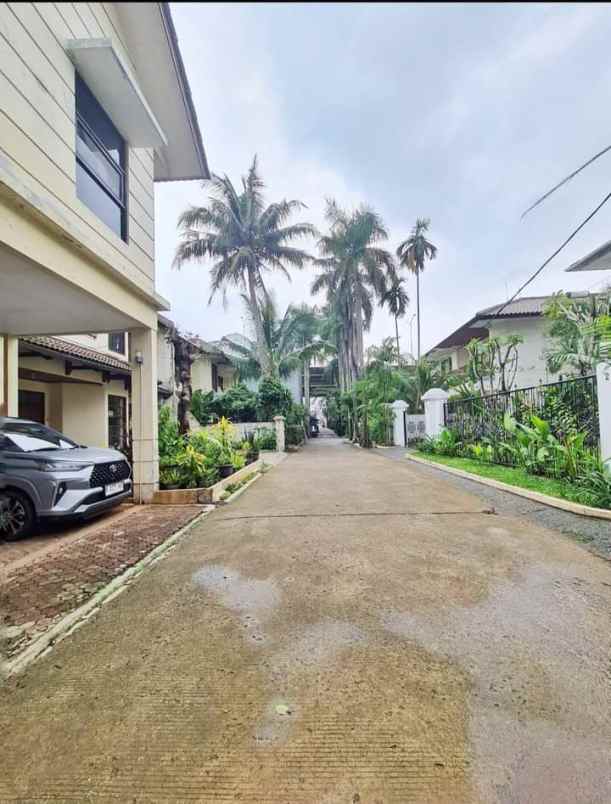 dijual rumah pondok labu