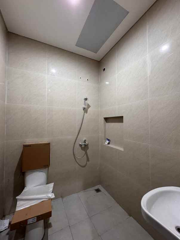 dijual rumah pondok mutiara regency