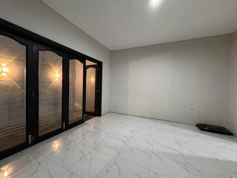 dijual rumah pondok mutiara regency