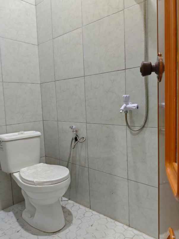 dijual rumah pondok ungu permai sektor