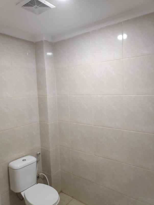 dijual rumah pondok ungu permai sektor