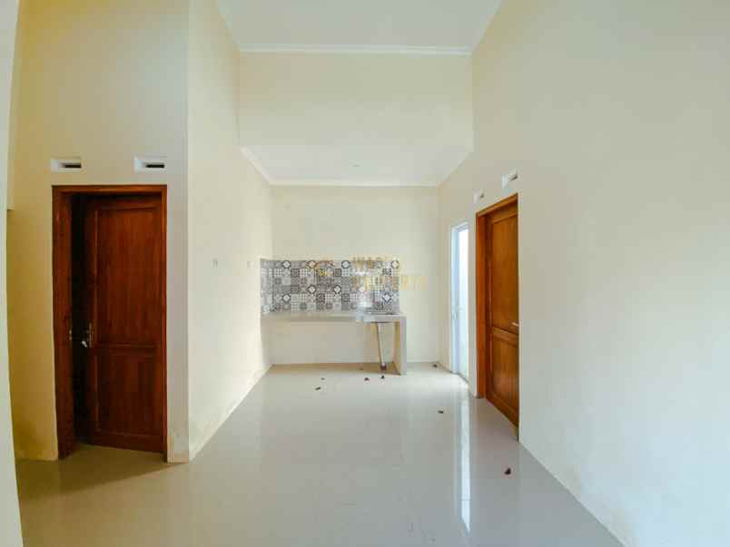 dijual rumah prambanan