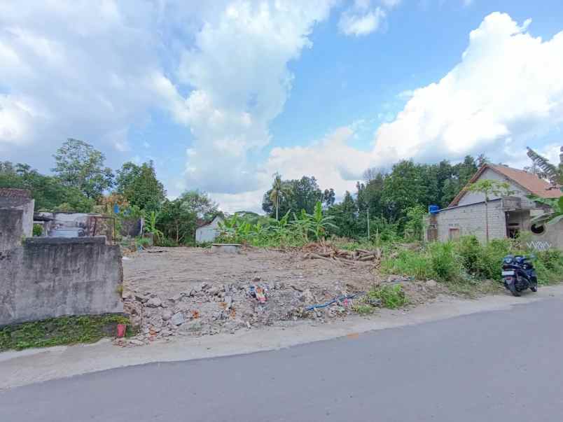 dijual rumah randusari prambanan klaten