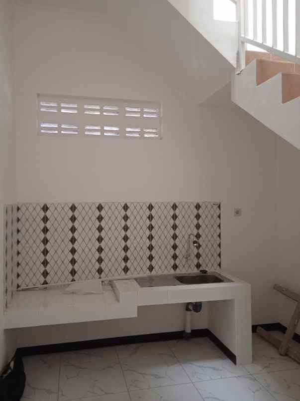 dijual rumah riung damai