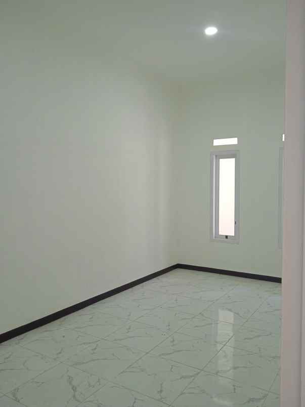 dijual rumah riung damai