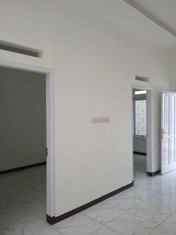 dijual rumah riung damai