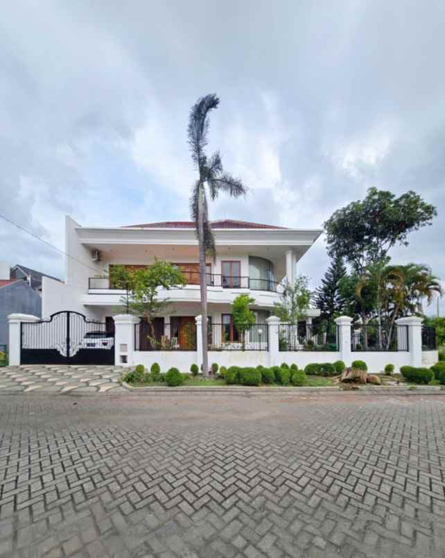 dijual rumah rumah araya tahap 1