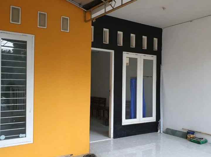 dijual rumah rungkut