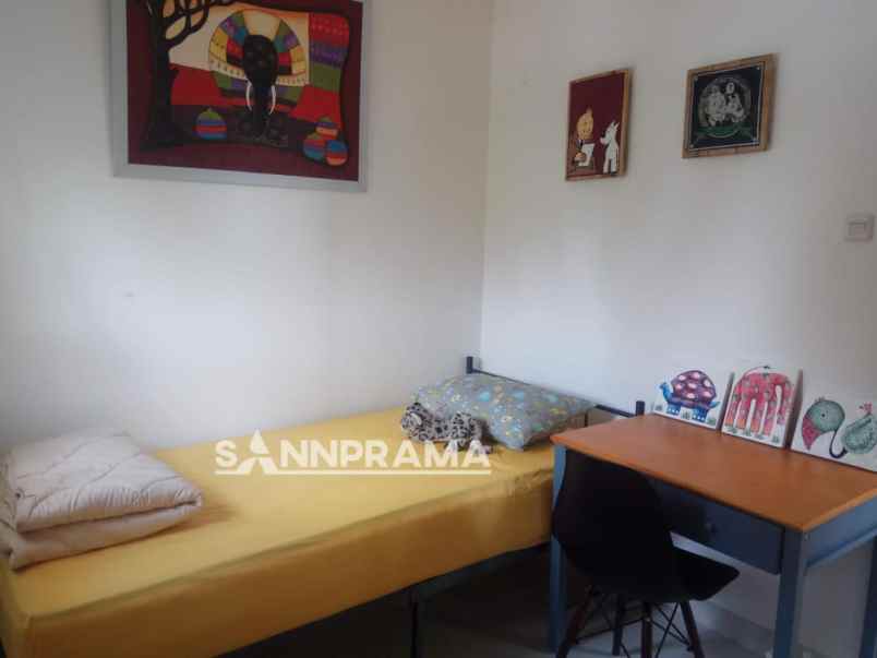 dijual rumah sawangan lama