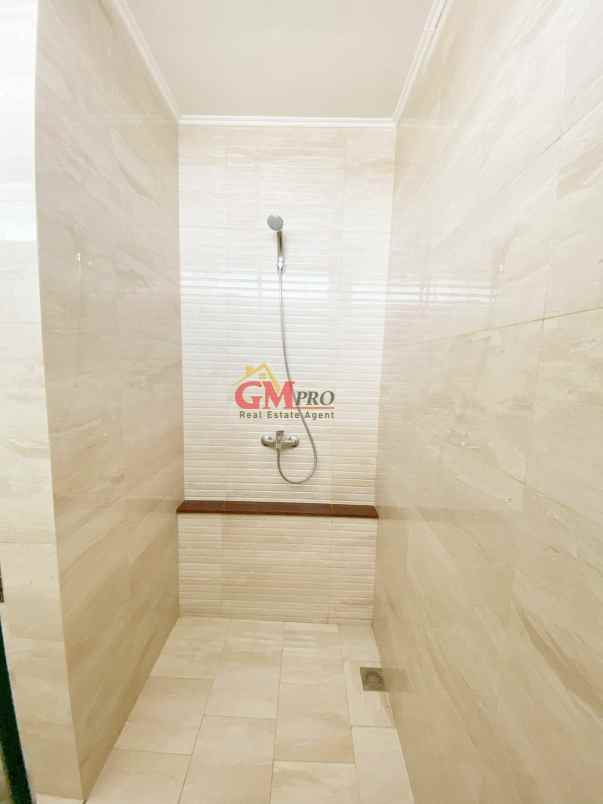 dijual rumah sayap hegarmanah