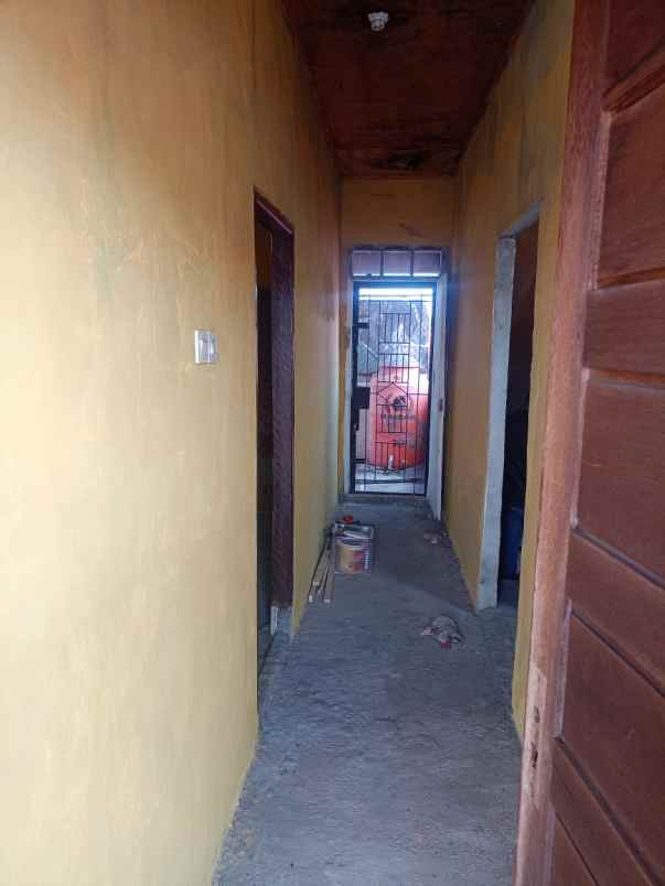 dijual rumah second jalan manunggal depan kampus uin