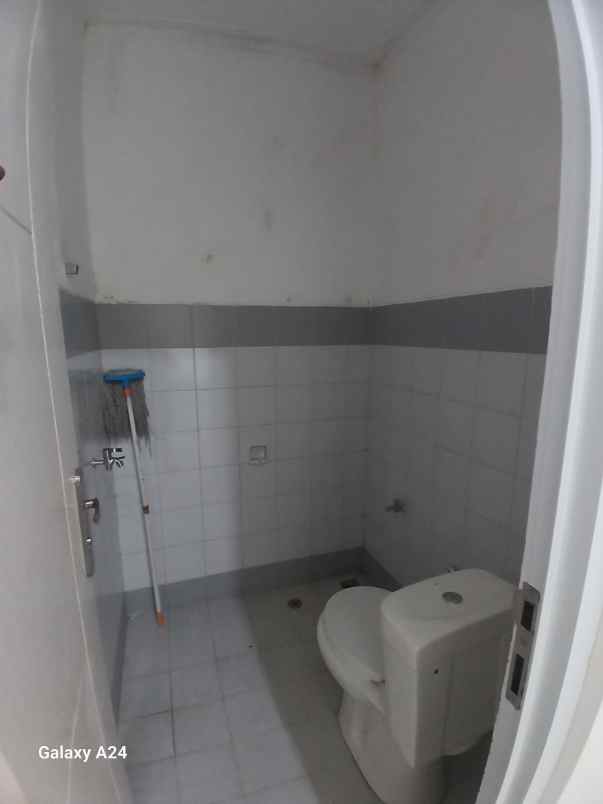 dijual rumah sentul city
