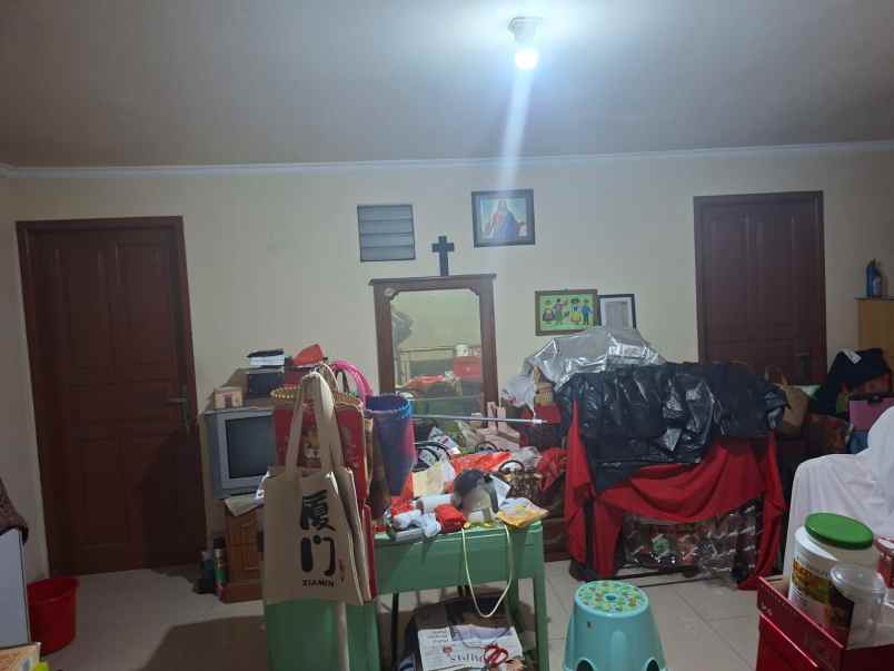 dijual rumah setiabudi