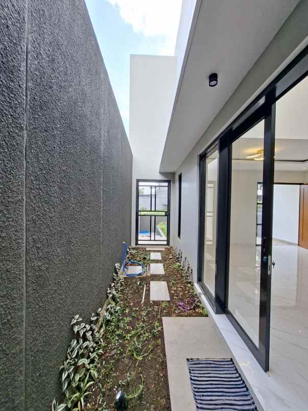 dijual rumah setiabudi bandung utara