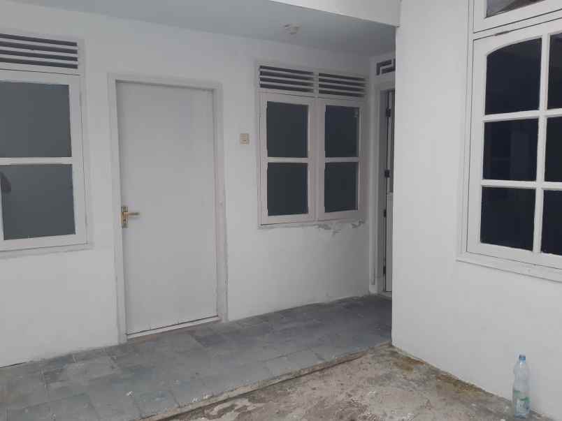dijual rumah siap huni di kaliwates dekat lippo jember