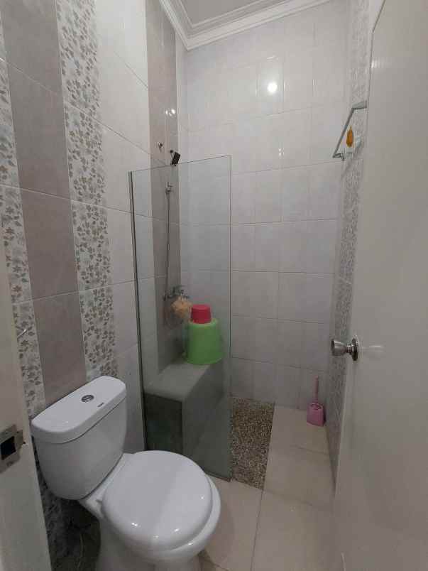 dijual rumah siap huni lokasi jalan borobudur