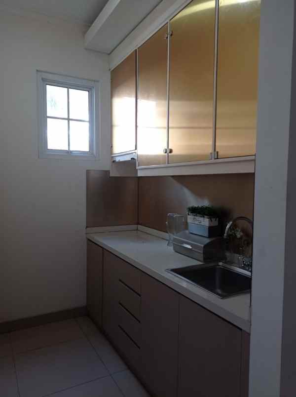 dijual rumah simongan