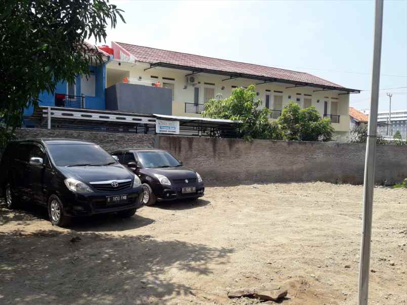 dijual rumah strategis