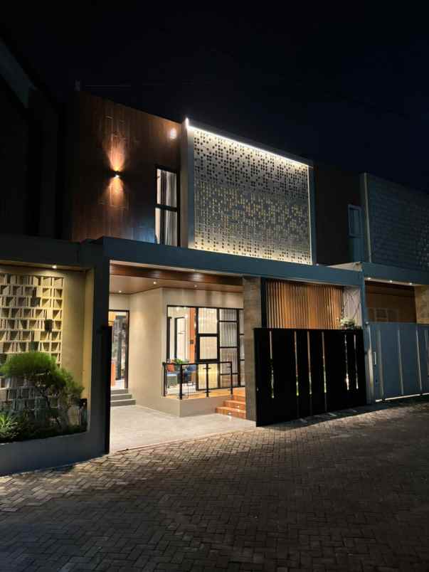 dijual rumah sukun